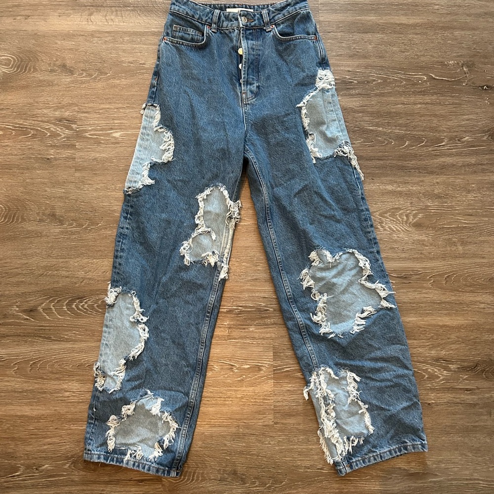 Topshop Distressed Floral Jeans - W26
